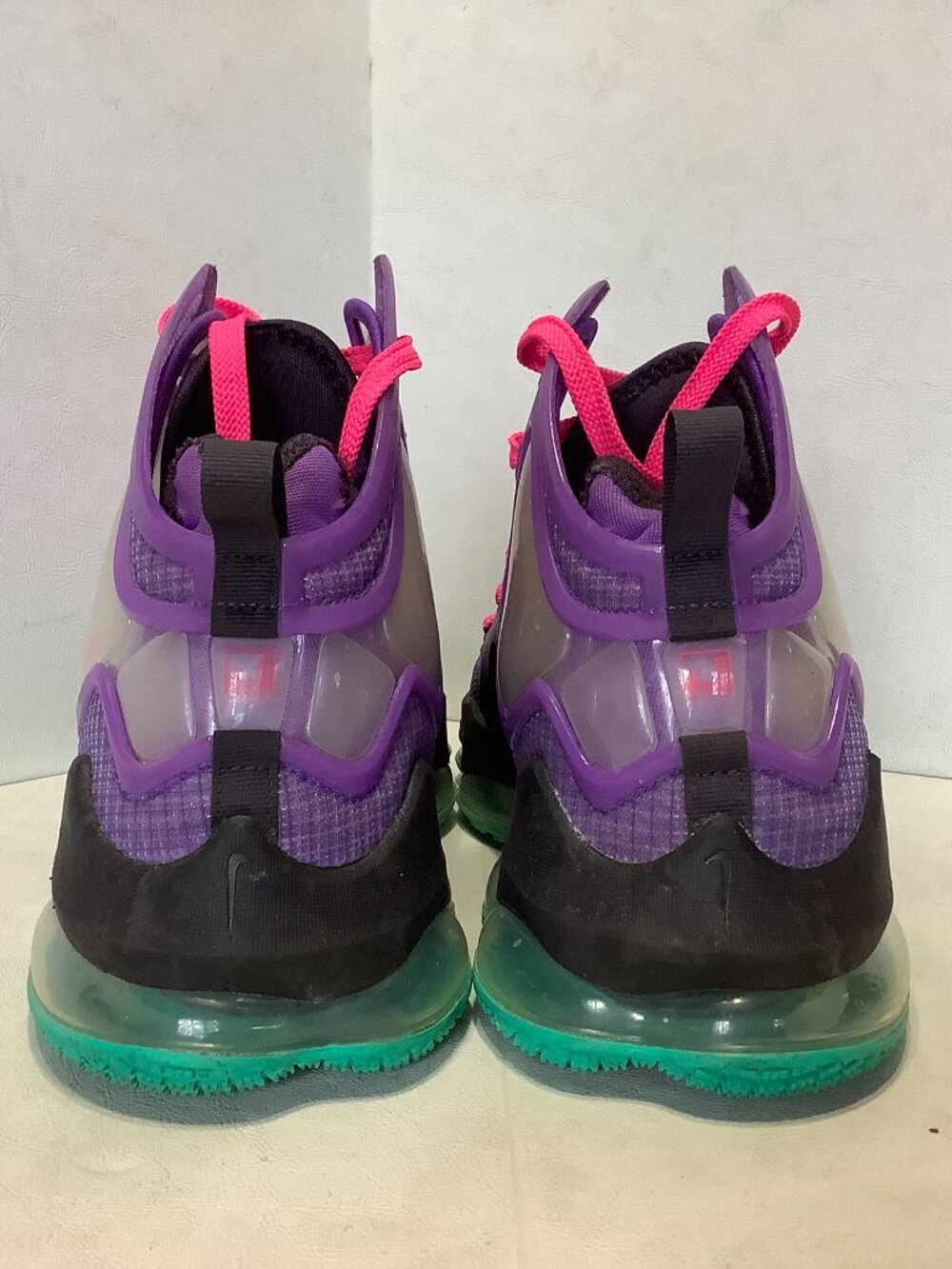 Nike LeBron 19 XIX DJ High Top Basketball Shoes Purple Pink Wild Berry Size 13 - Picture 9 of 12